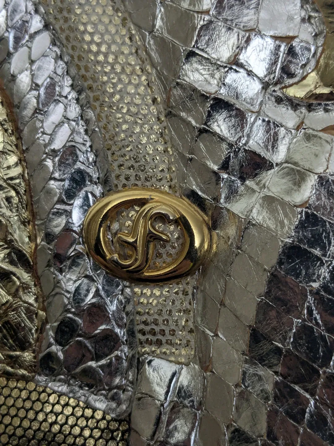 Rare Find Carlo Fiori of Italy Silver & Gold Handbag image indicator(3)