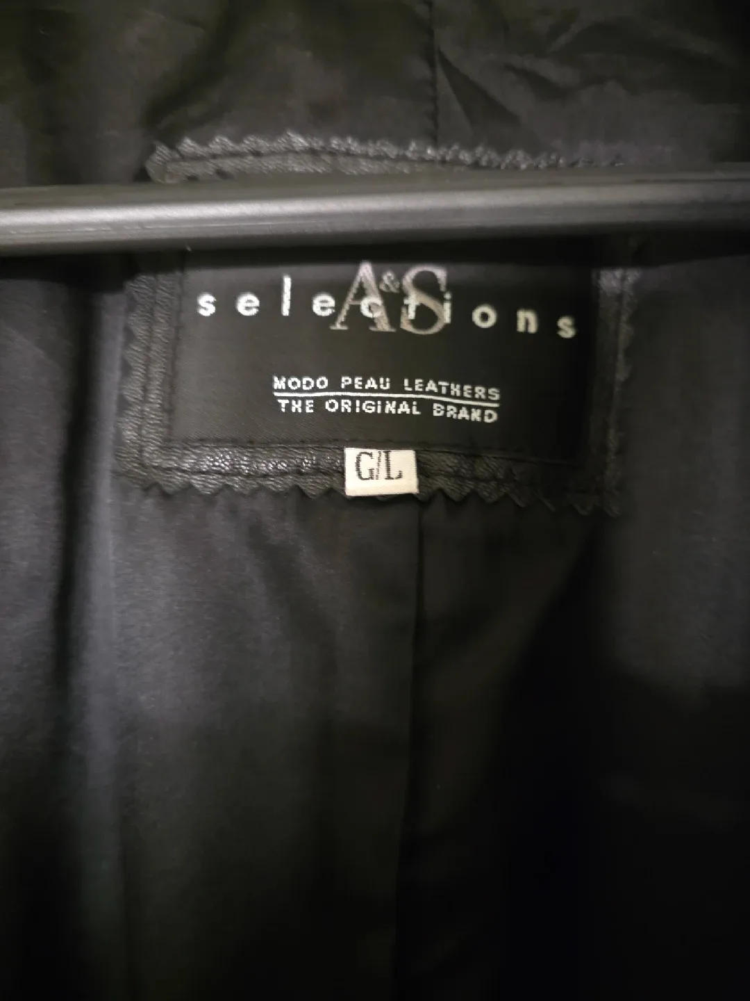 Selections Modo Peau Leathers Black Jacket - Size G/L image indicator(2)