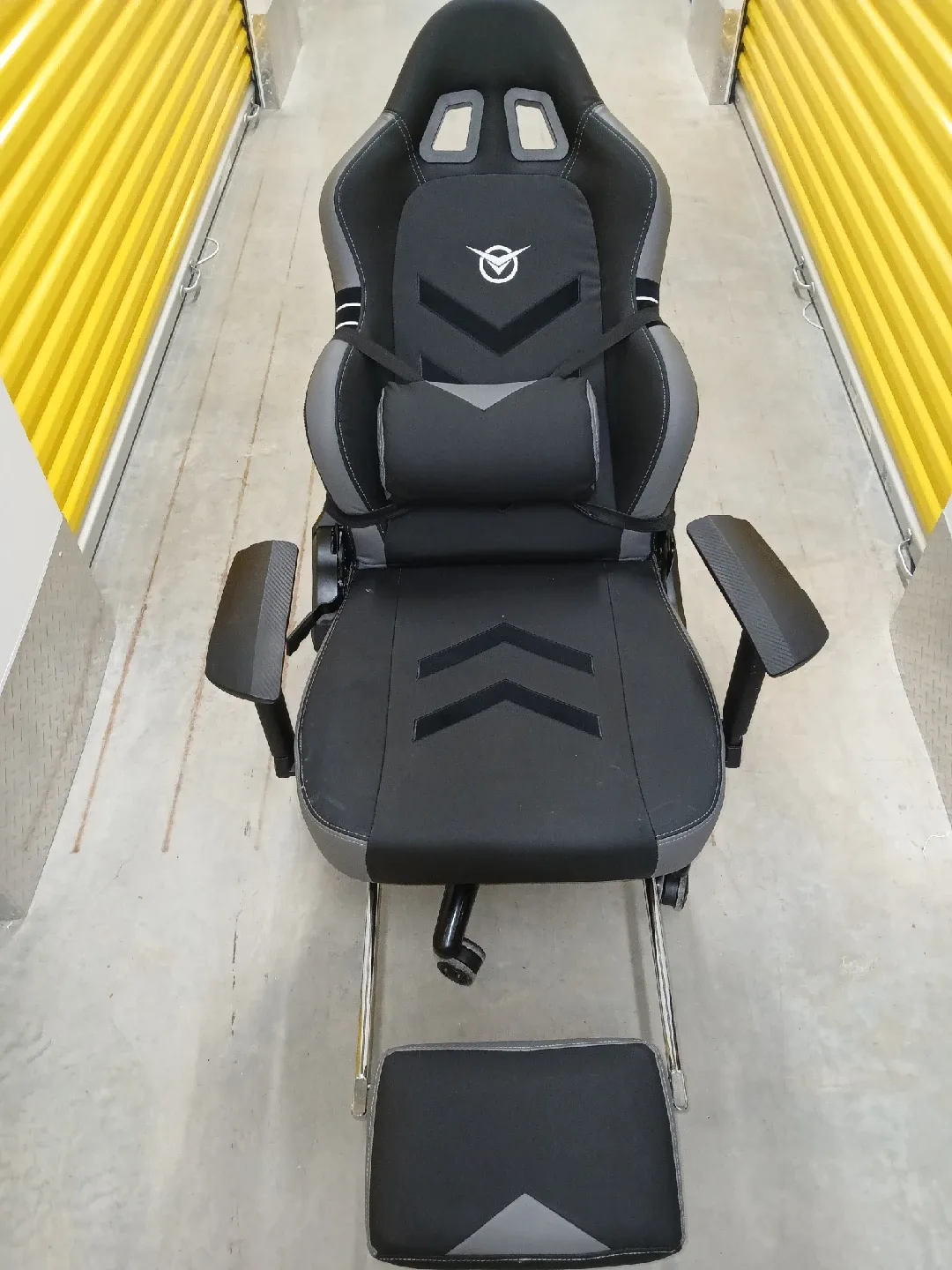 Black & Gray Gaming Chair image indicator(6)