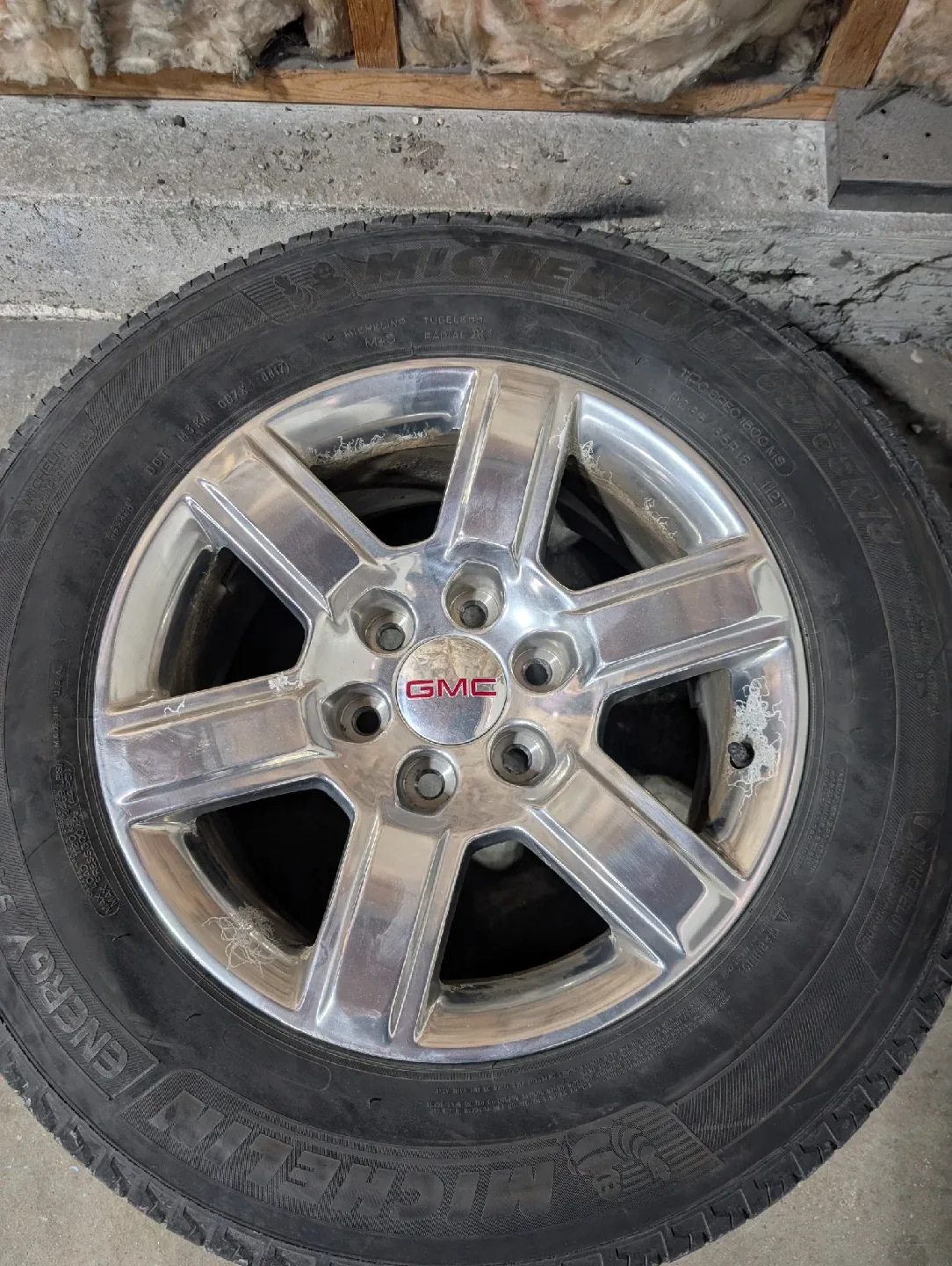(4)-265/65R18 Alloy Rims/All Season Tires Off 2017 GMC Sierra