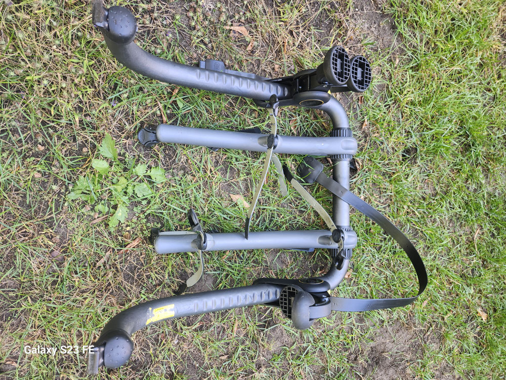 Saris bones bike rack...used