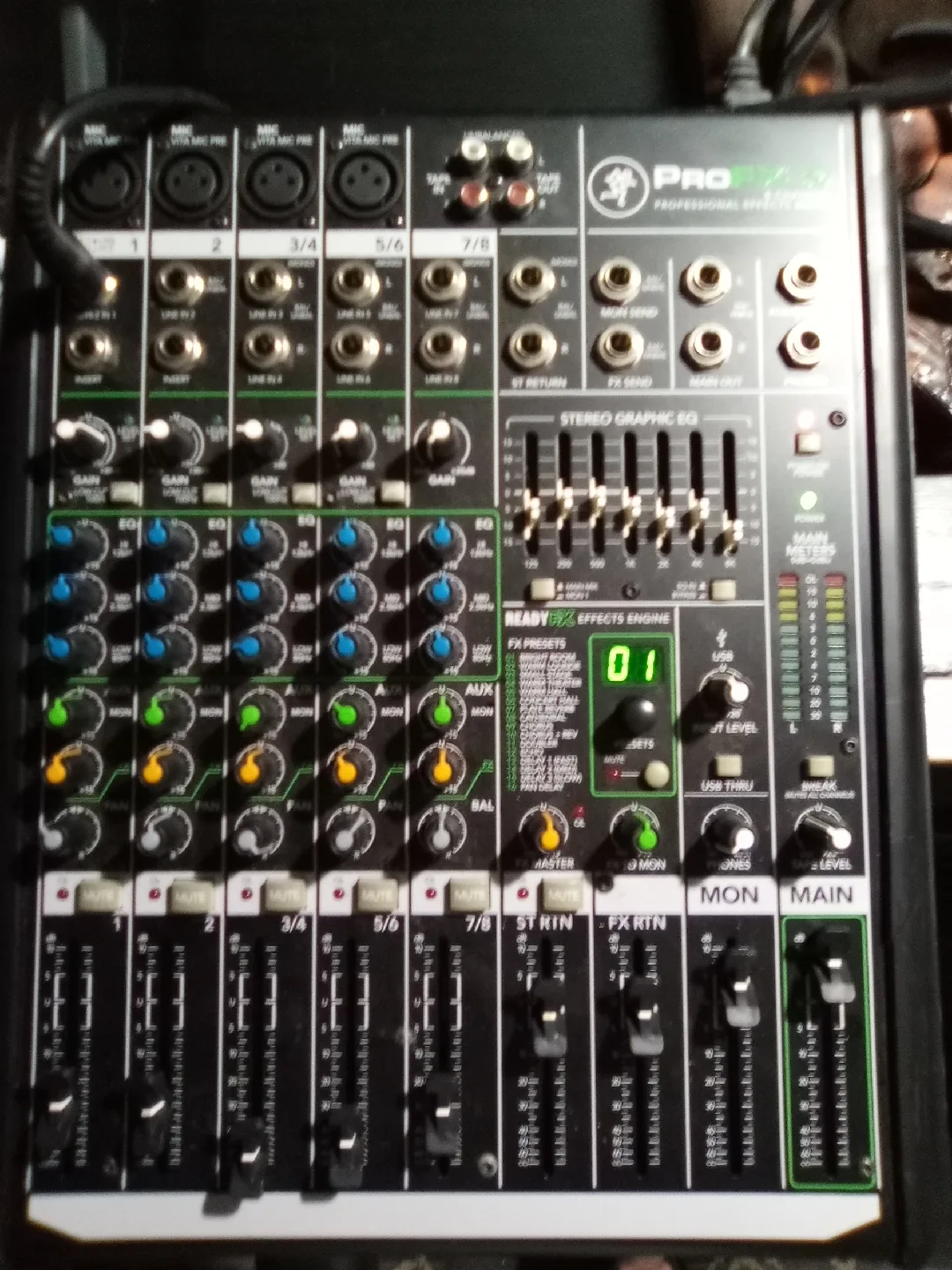 Mackie ProFX12 Professional Effects Mixer image indicator(2)