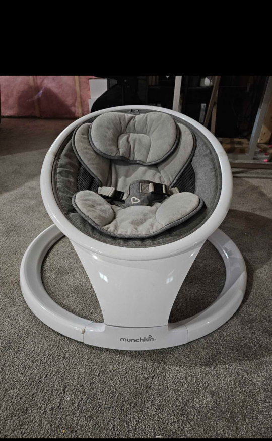 Munchkin Baby Swing