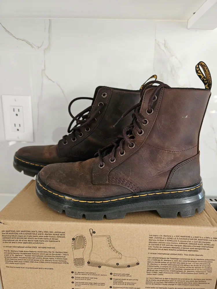 Dr. Martens Combs Leather Crazy Horse Boots - US 6 image indicator(2)