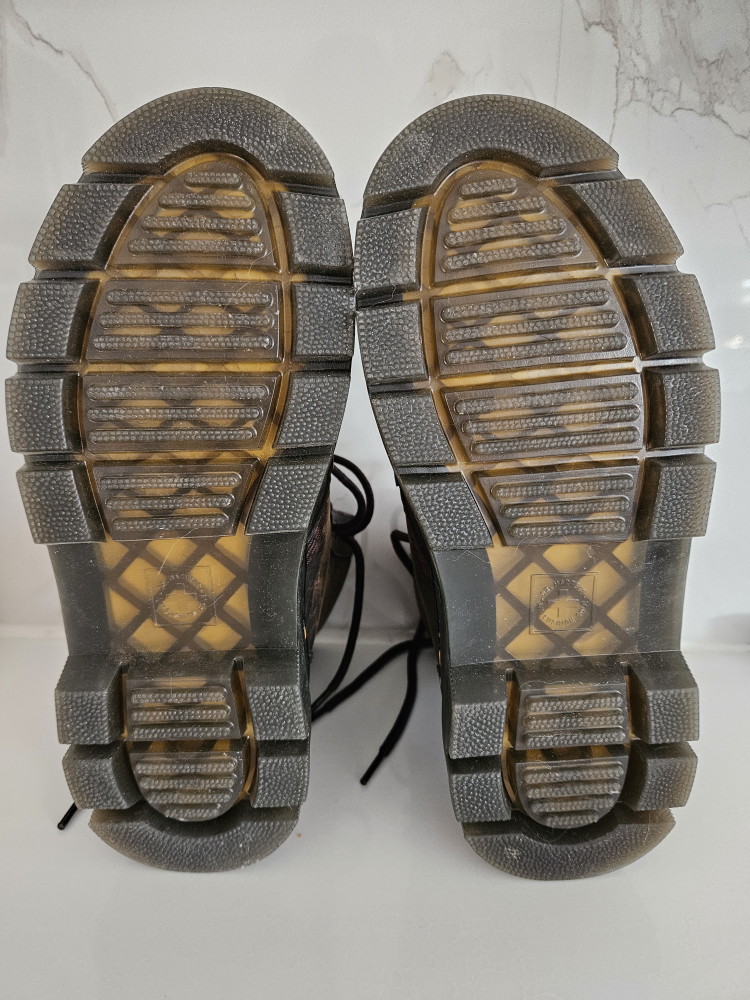 Dr. Martens Combs Leather Crazy Horse Boots - US 6 - photo 4