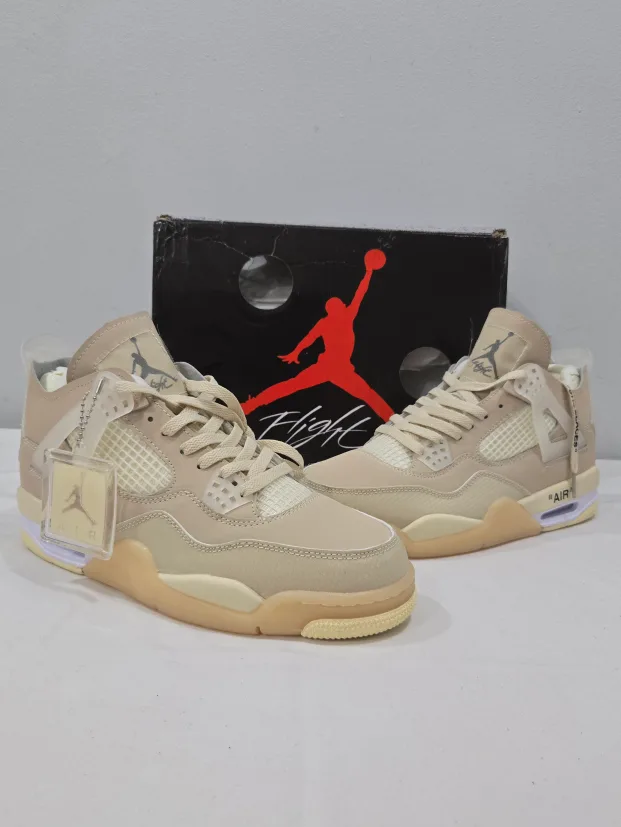 Air Jordan 4 Retro Off- White Sail thumbnail