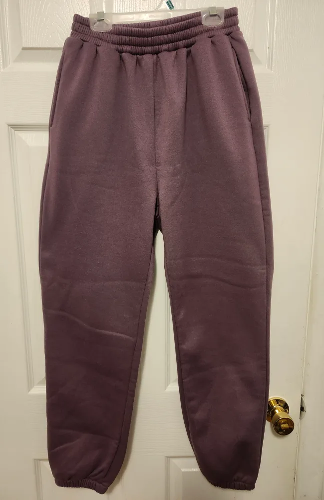Shein Sweatpants - Size M - $5 Each - USED ONCE image indicator(9)