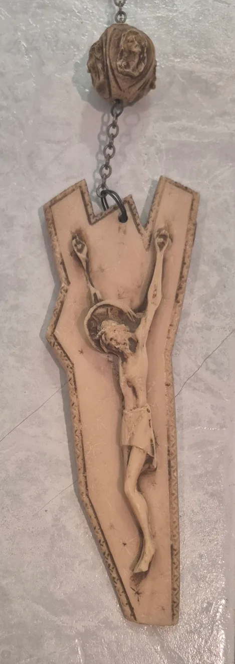 Vintage Wall Hanging Carved Resin Holy Rosary - Made in Italy image indicator(4)