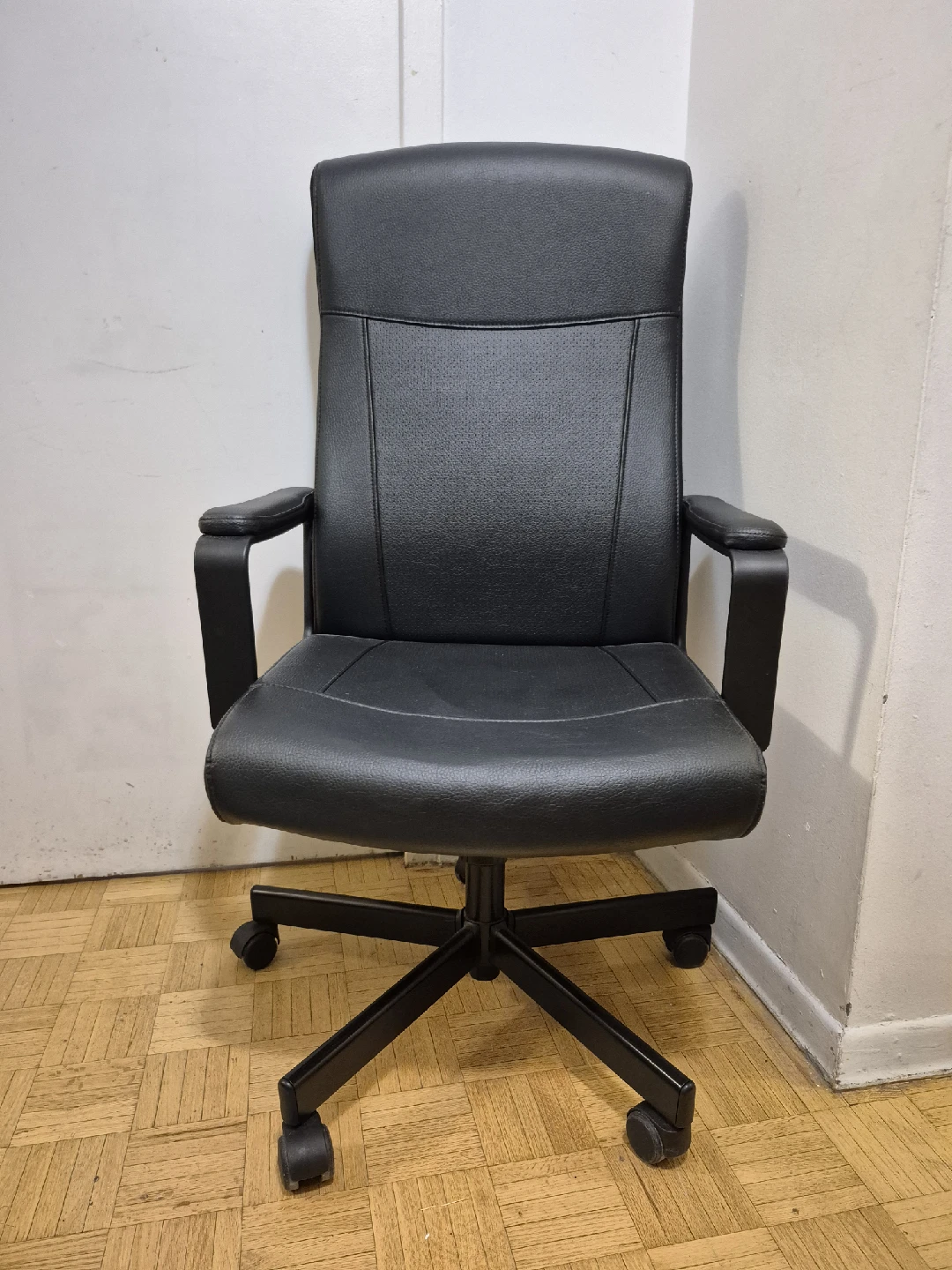 Black Office Chair