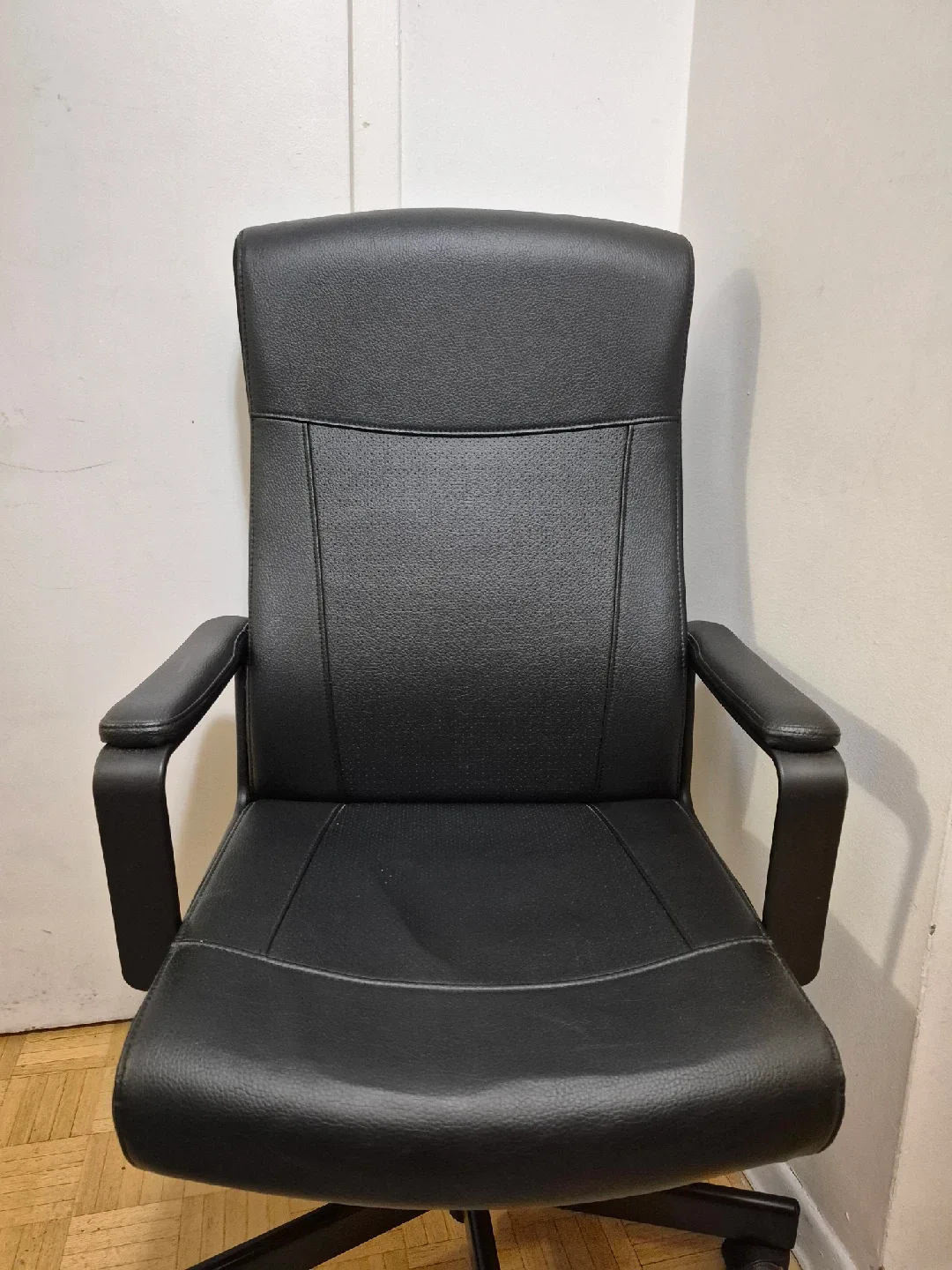 Black Office Chair image indicator(6)