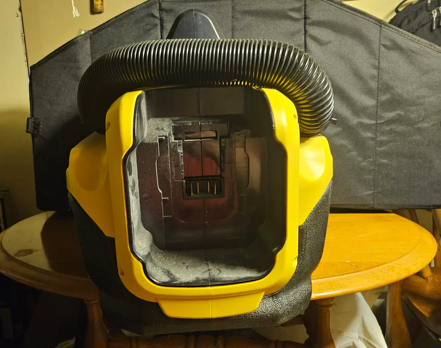 DeWalt DCV580H Cordless Wet/Dry Vacuum image indicator(2)