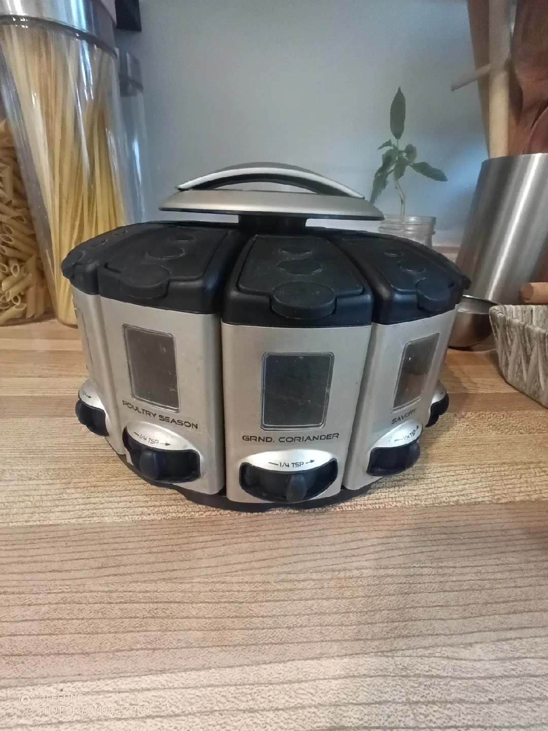 KitchenArt Auto-Measure Spice Carousel