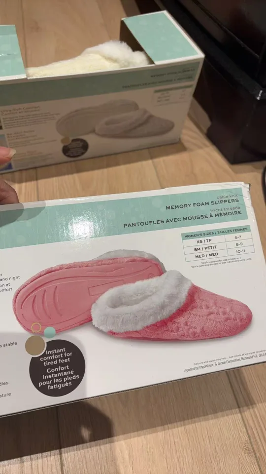 Sarah Peyton Wellness Cable Knit Slippers - NEW image indicator(2)