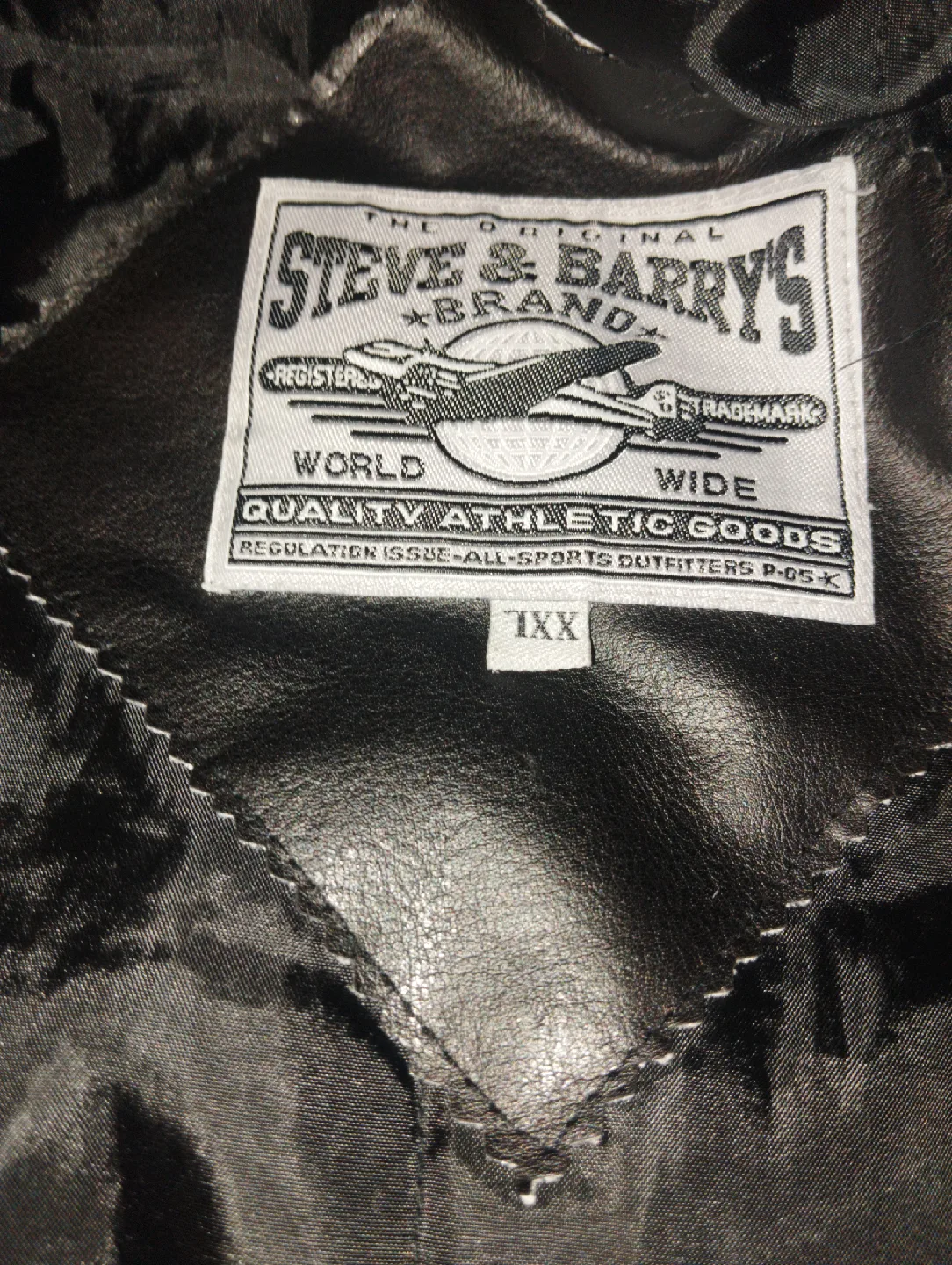 Steve & Barry's Canada Leather Bomber Jacket LXX image indicator(5)
