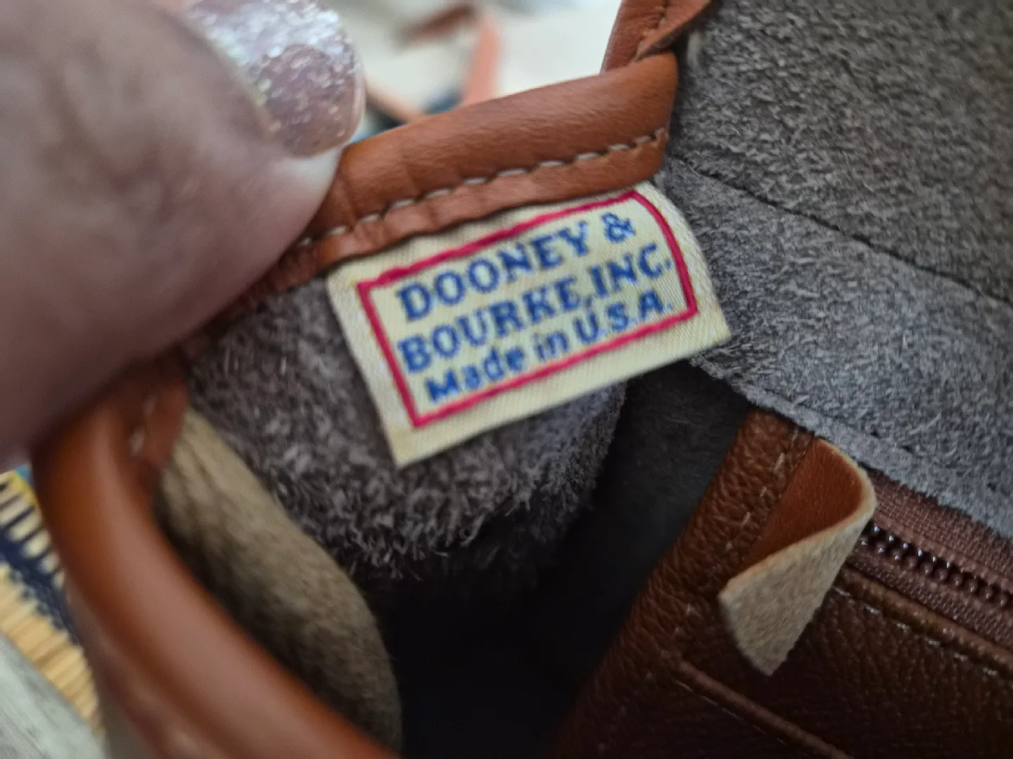 Dooney & Bourke Crossbody Bag image indicator(5)