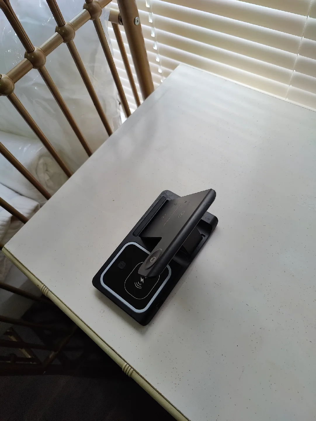 Wireless Charger - Phone, Watch, Earbuds thumbnail