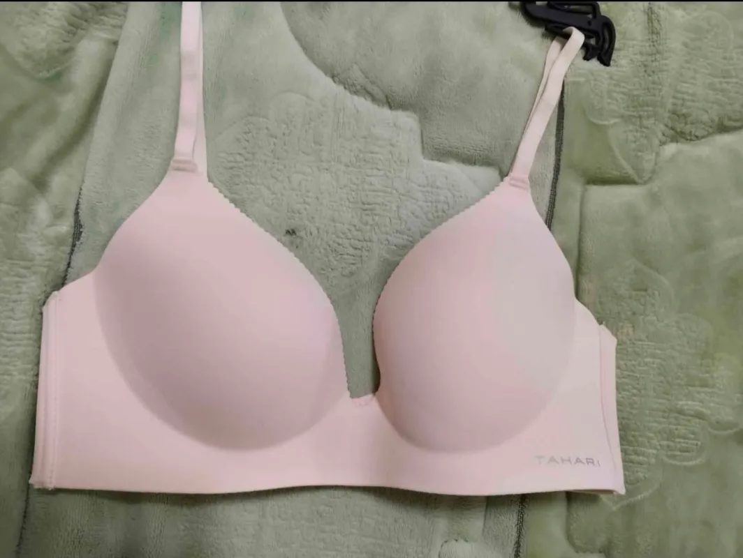 Tahari Bra Set - Size 34C image indicator(2)