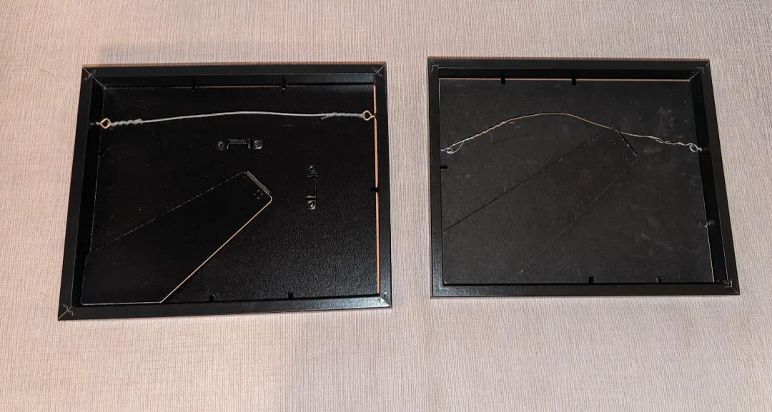 Two Picture Frames - Black (8 x 10 inches) image indicator(2)