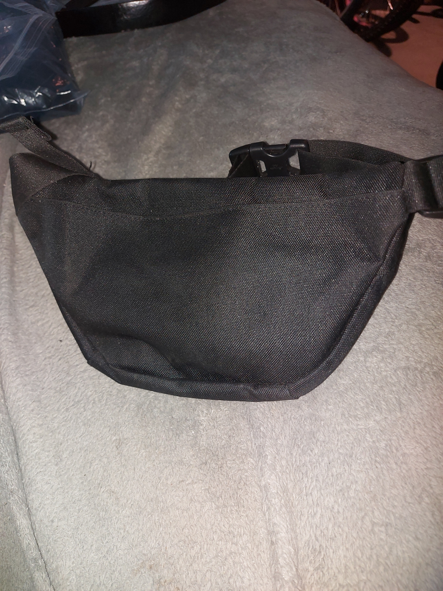 ***"HERSCHEL" FANNY PACK*** - photo 2