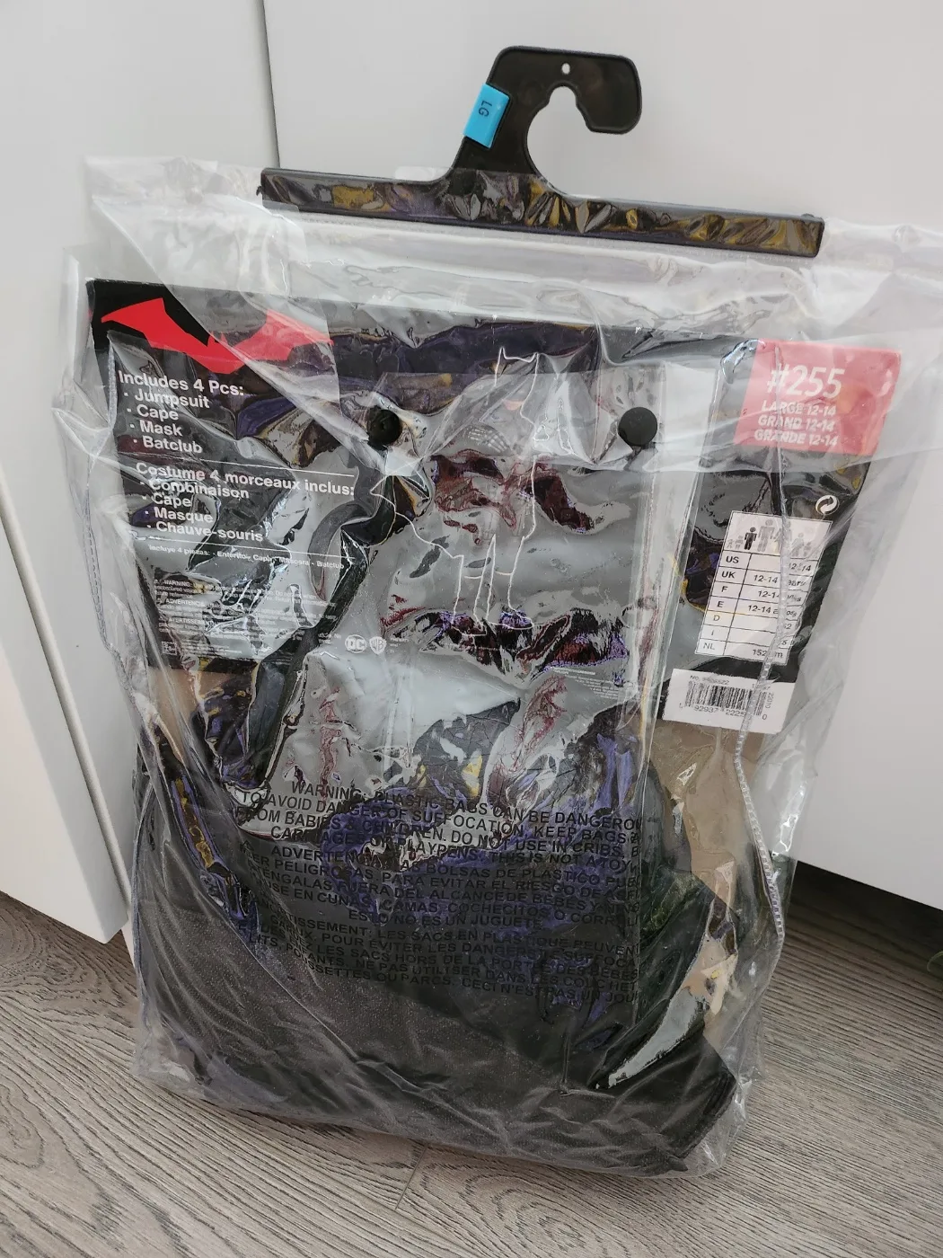 Batman Costume - Size Large image indicator(2)