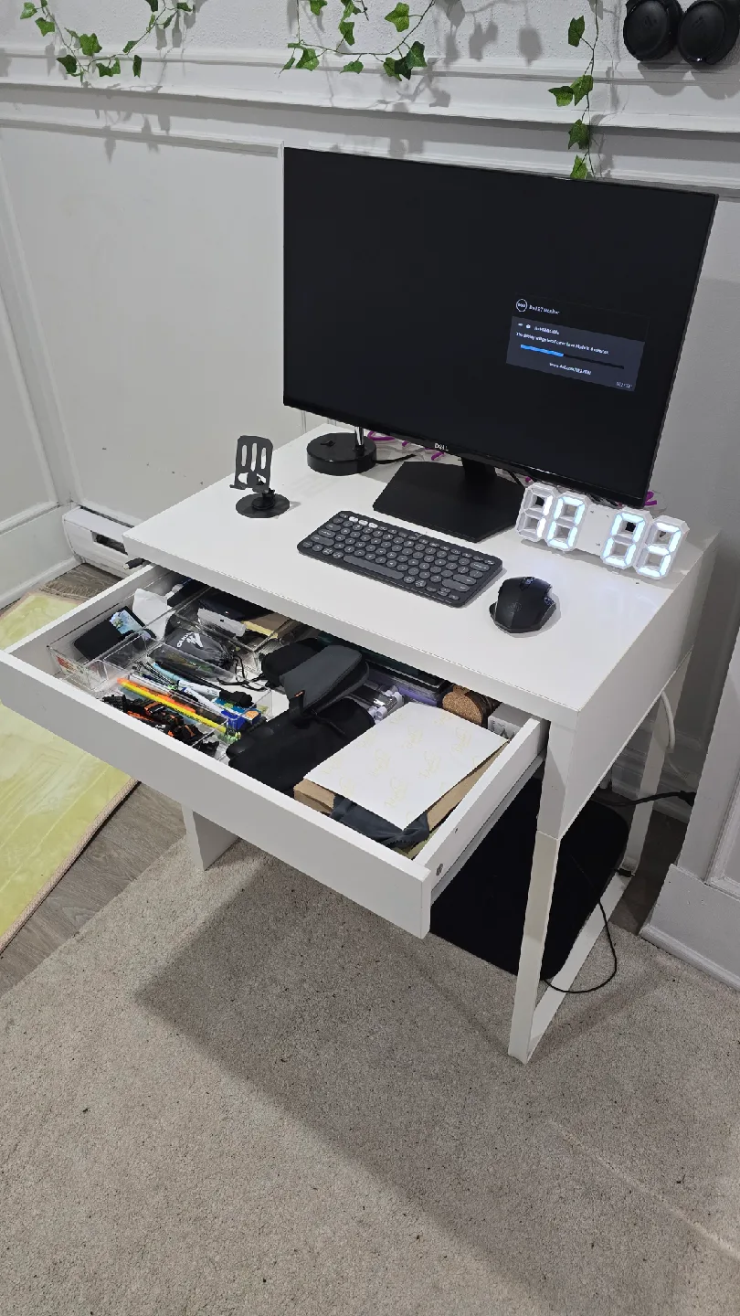 IKEA White Desk with Drawer image indicator(5)