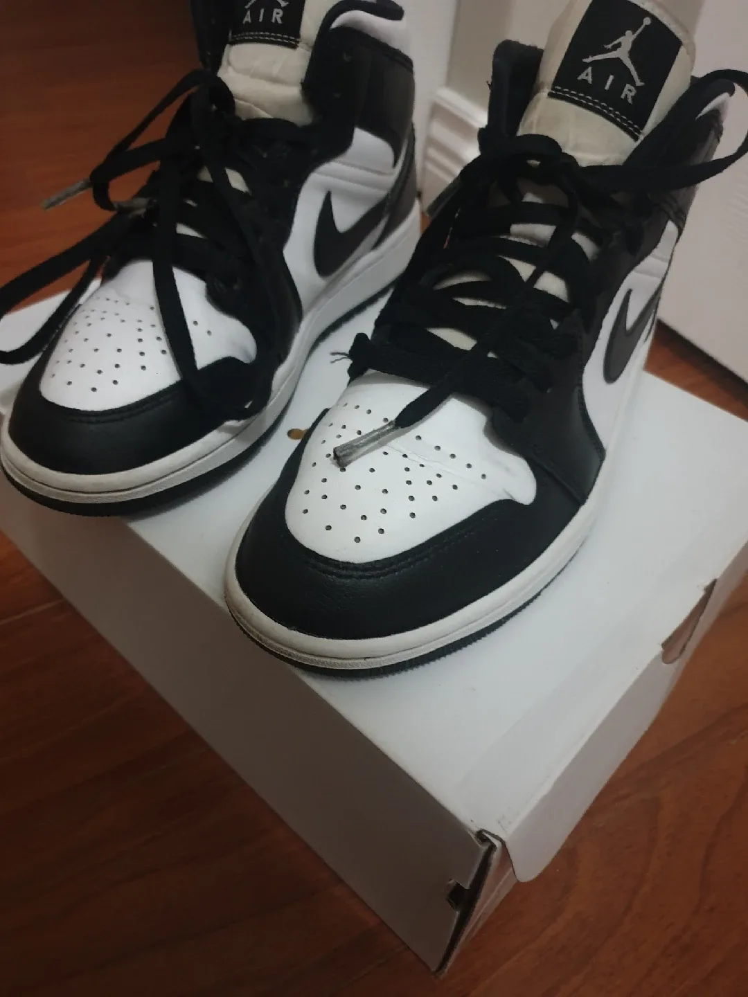 👟WOMEN'S AIR JORDAN MID👟 image indicator(2)