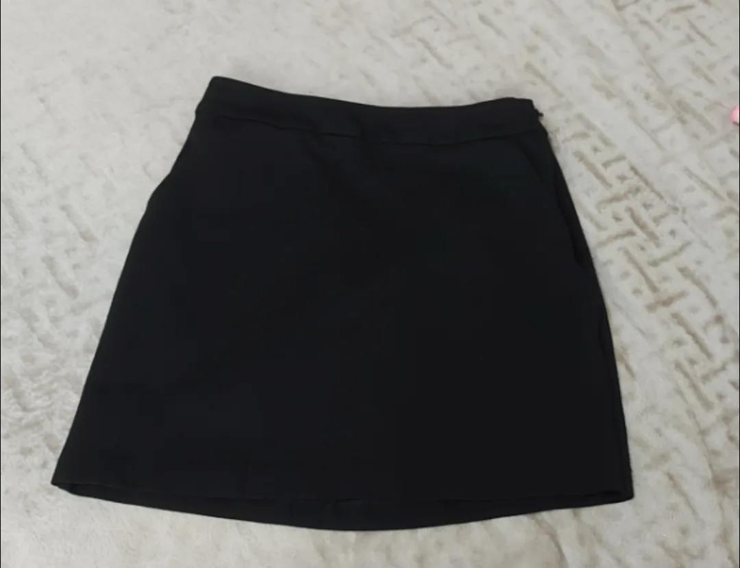 Ricki's Black Mini Skirt - Size 2 image indicator(2)