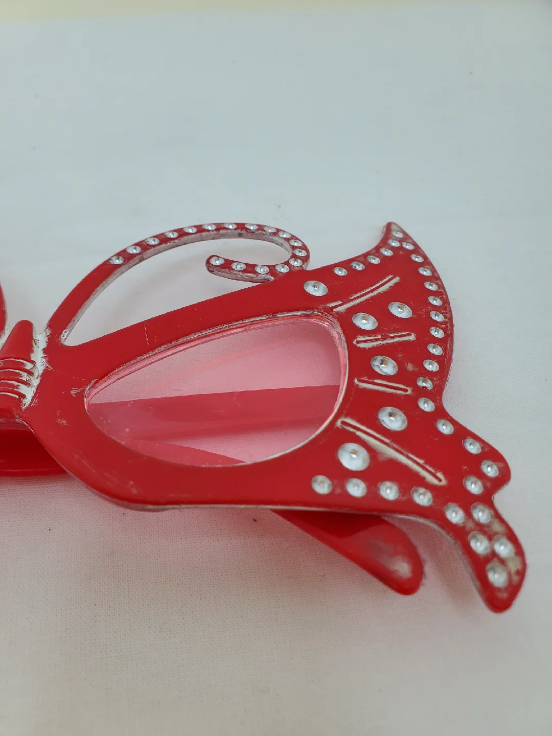 Free Red Butterfly Wing Sunglasses image indicator(5)