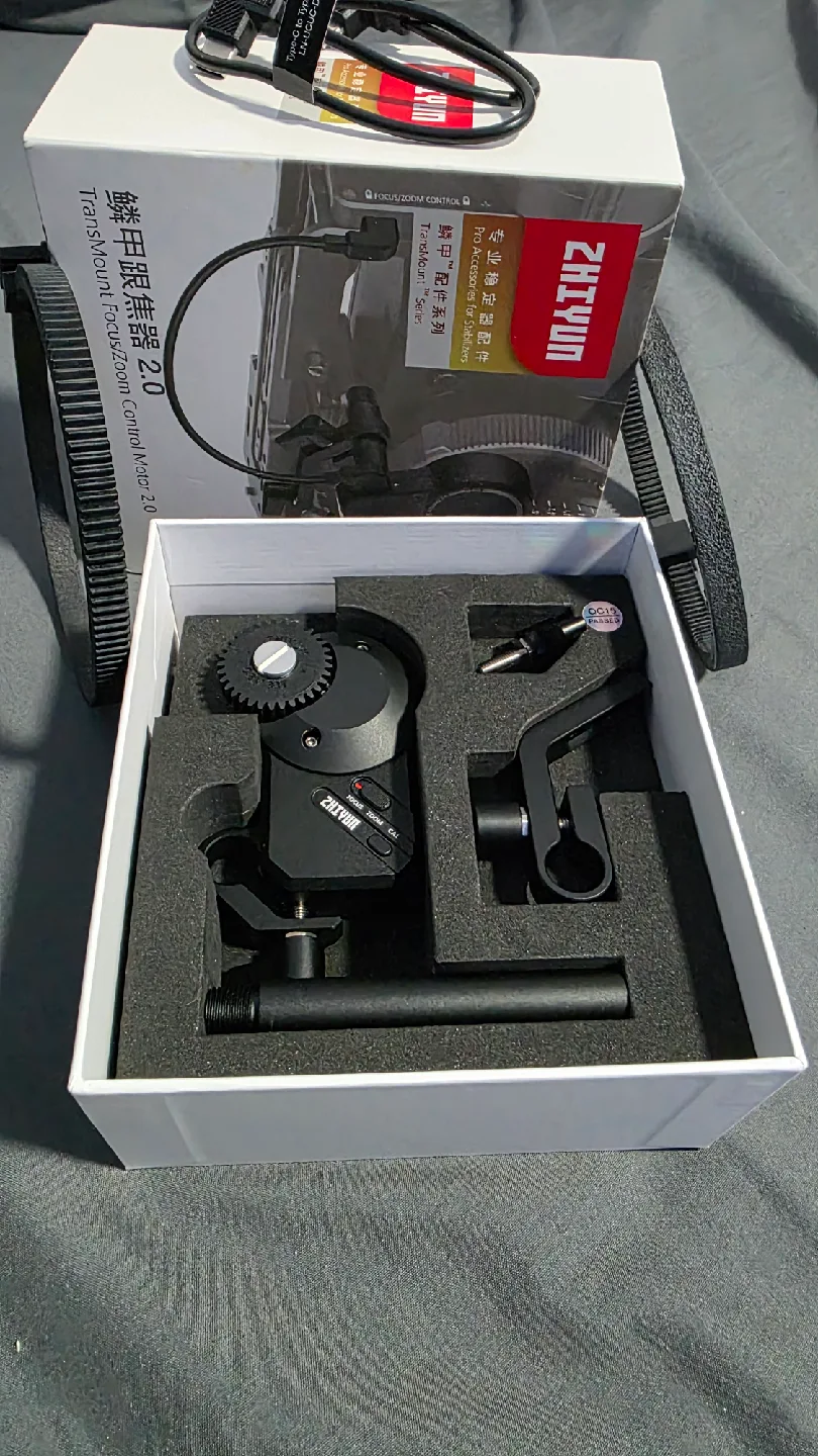 Zhiyun CMF-06 TransMount Servo Follow Focus/Zoom Controller image indicator(3)