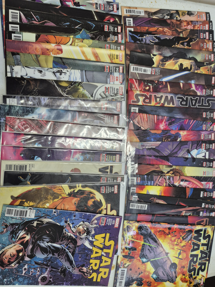 Star Wars Marvel Comic Book Lot - photo 2