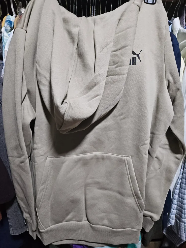 Puma Hoodie - Size M image indicator(8)