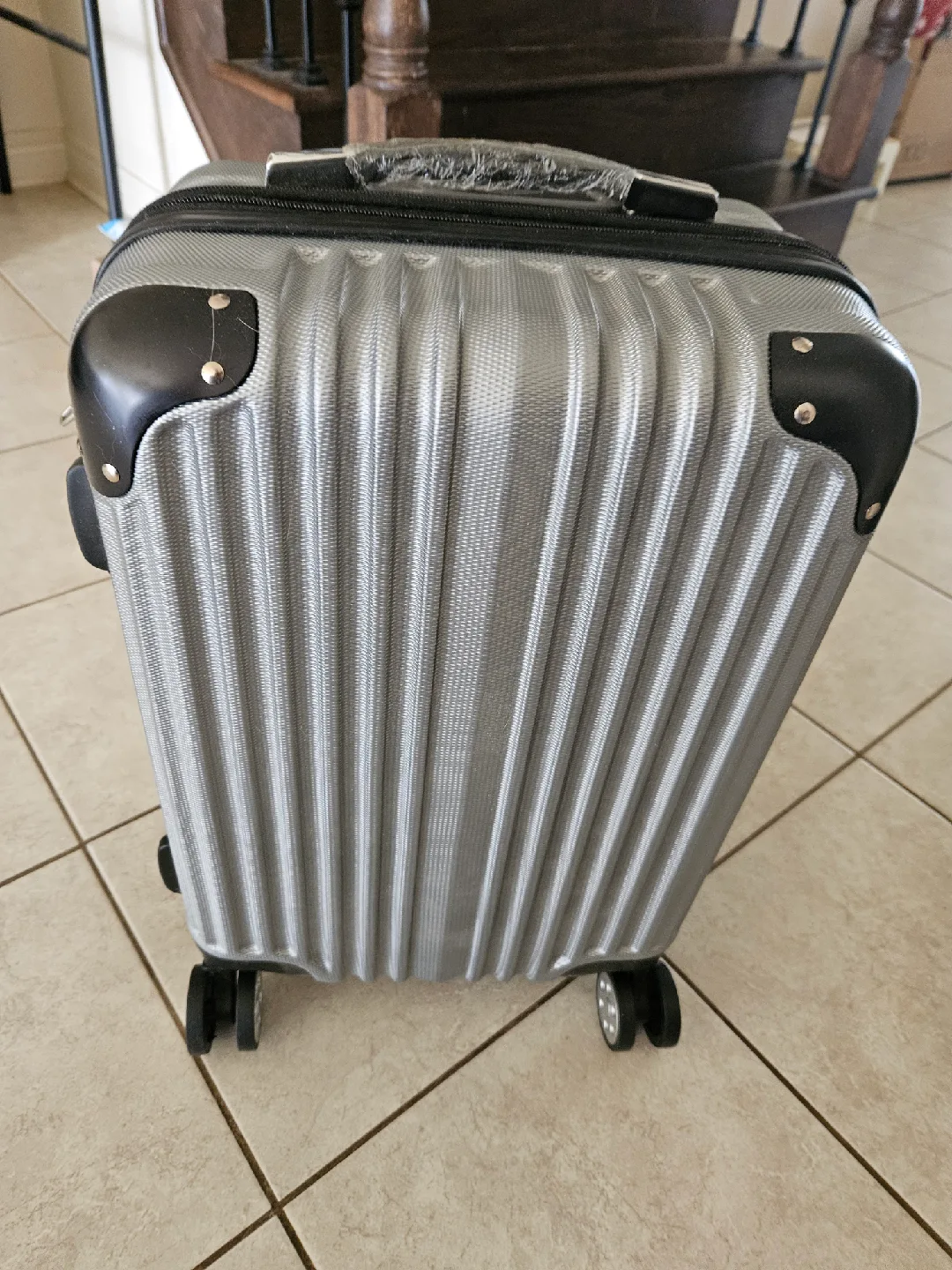 20" new carry on luggage thumbnail