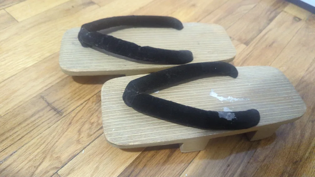 Japanese Geta Sandals - Size Unknown