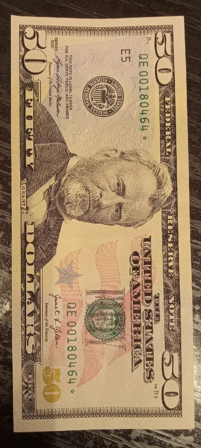 billete de 50 con estrella image indicator(3)