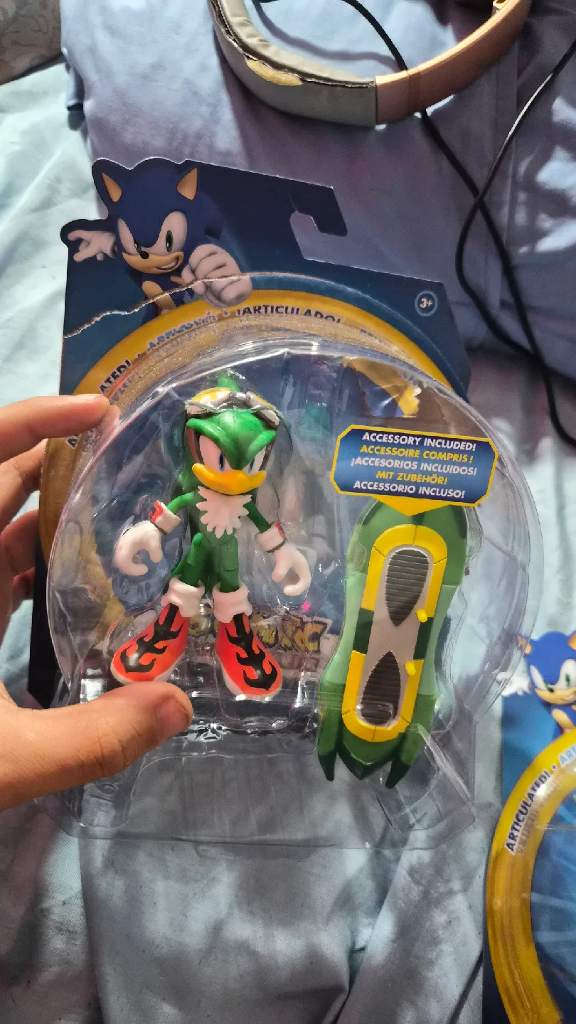 RARE Sonic The Hedgehog Jet The Hawk figure image indicator(2)