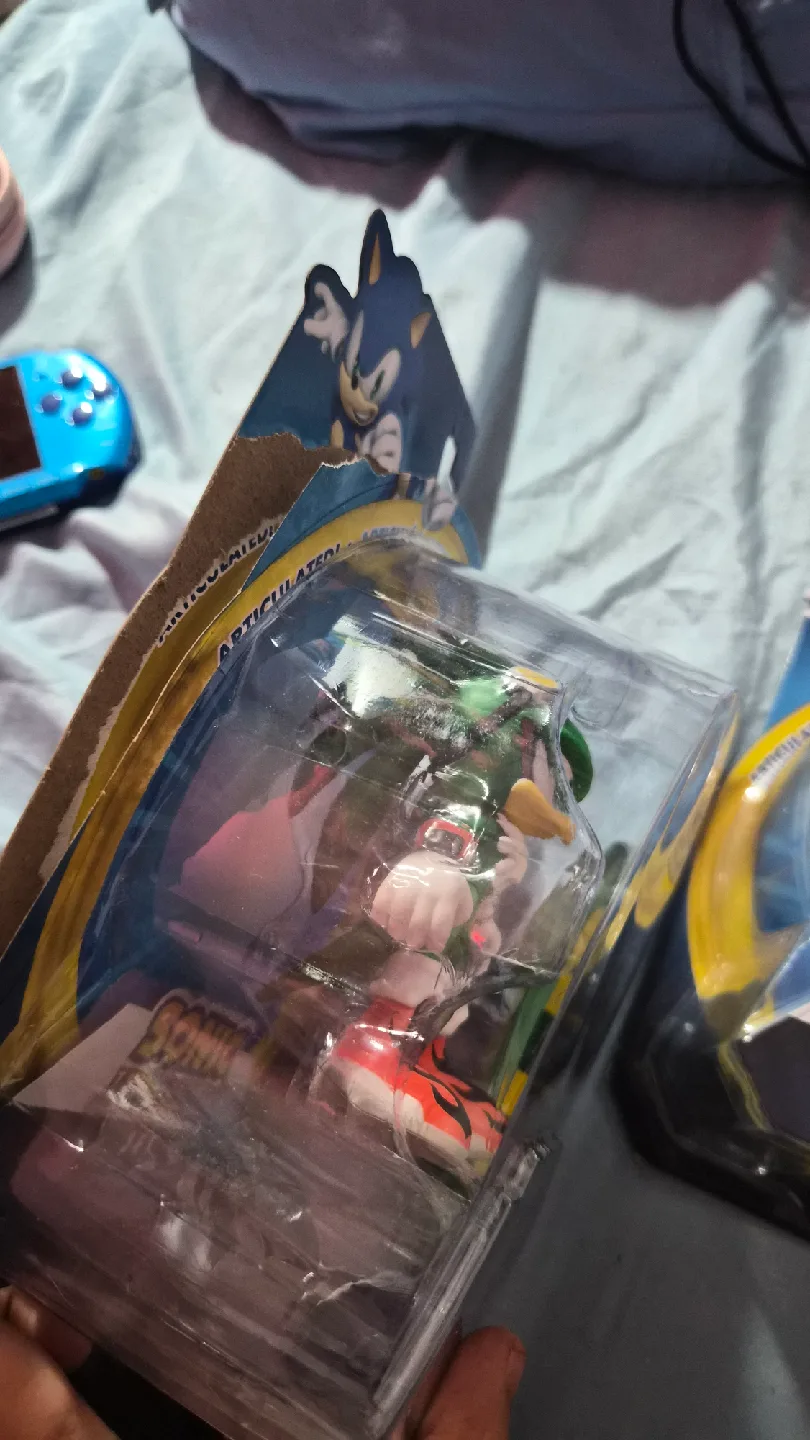 RARE Sonic The Hedgehog Jet The Hawk figure image indicator(3)