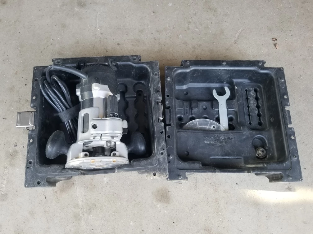 Porter Cable Router & plunge base