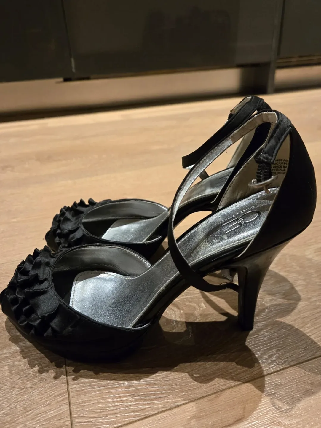 Cause & Effect Black Heels - Size 7 image indicator(4)
