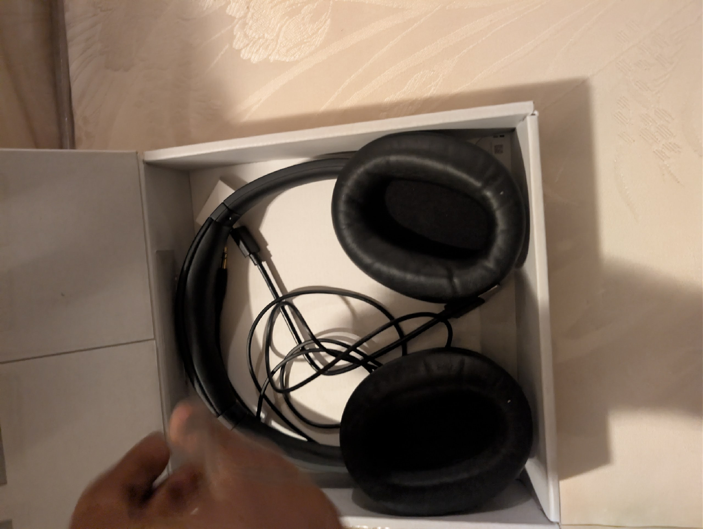 Sony WH-CH720N Wireless Noise Cancelling Headphones - Black - photo 3