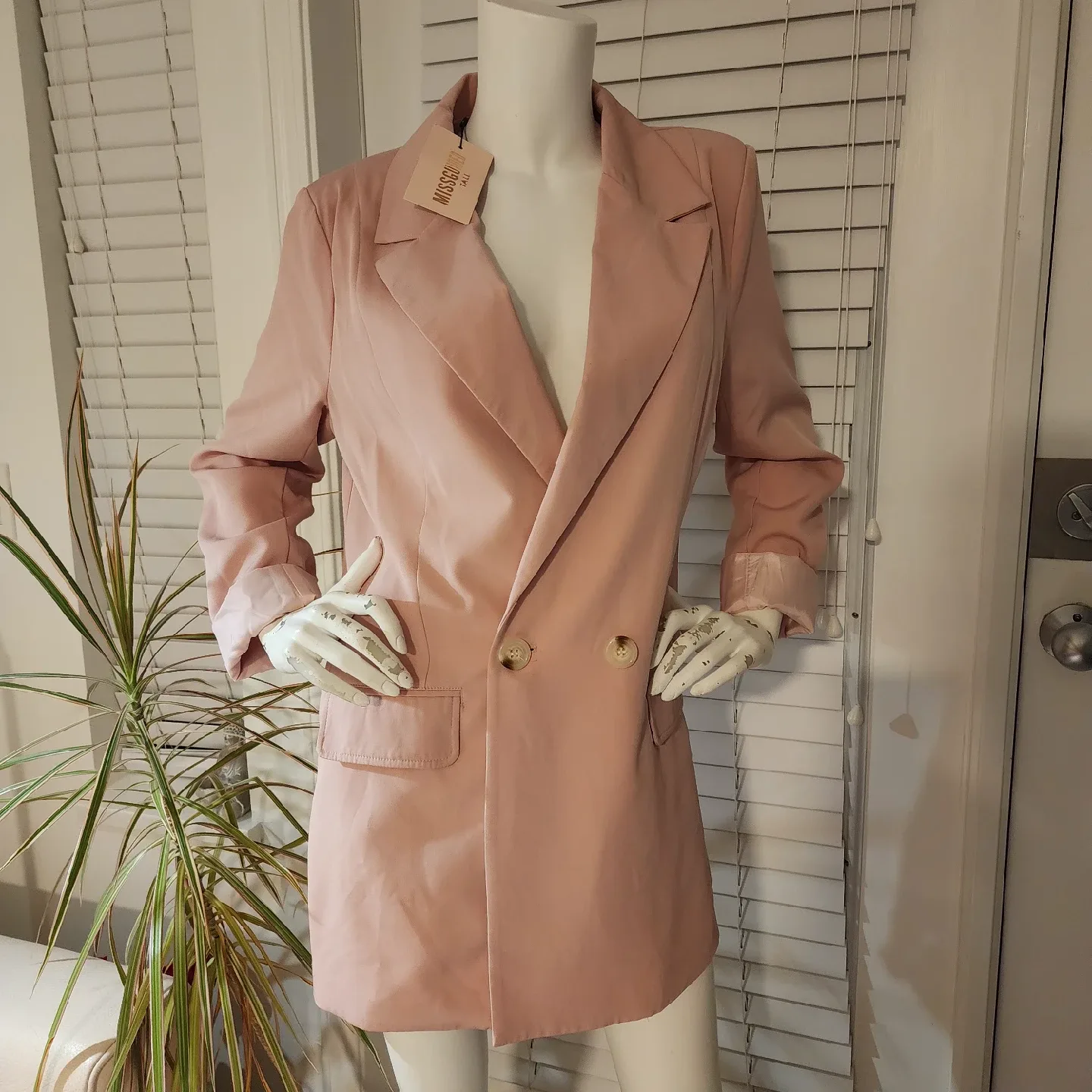 Missguided Tall Pink Suit Set - Blazer & Pants image indicator(2)