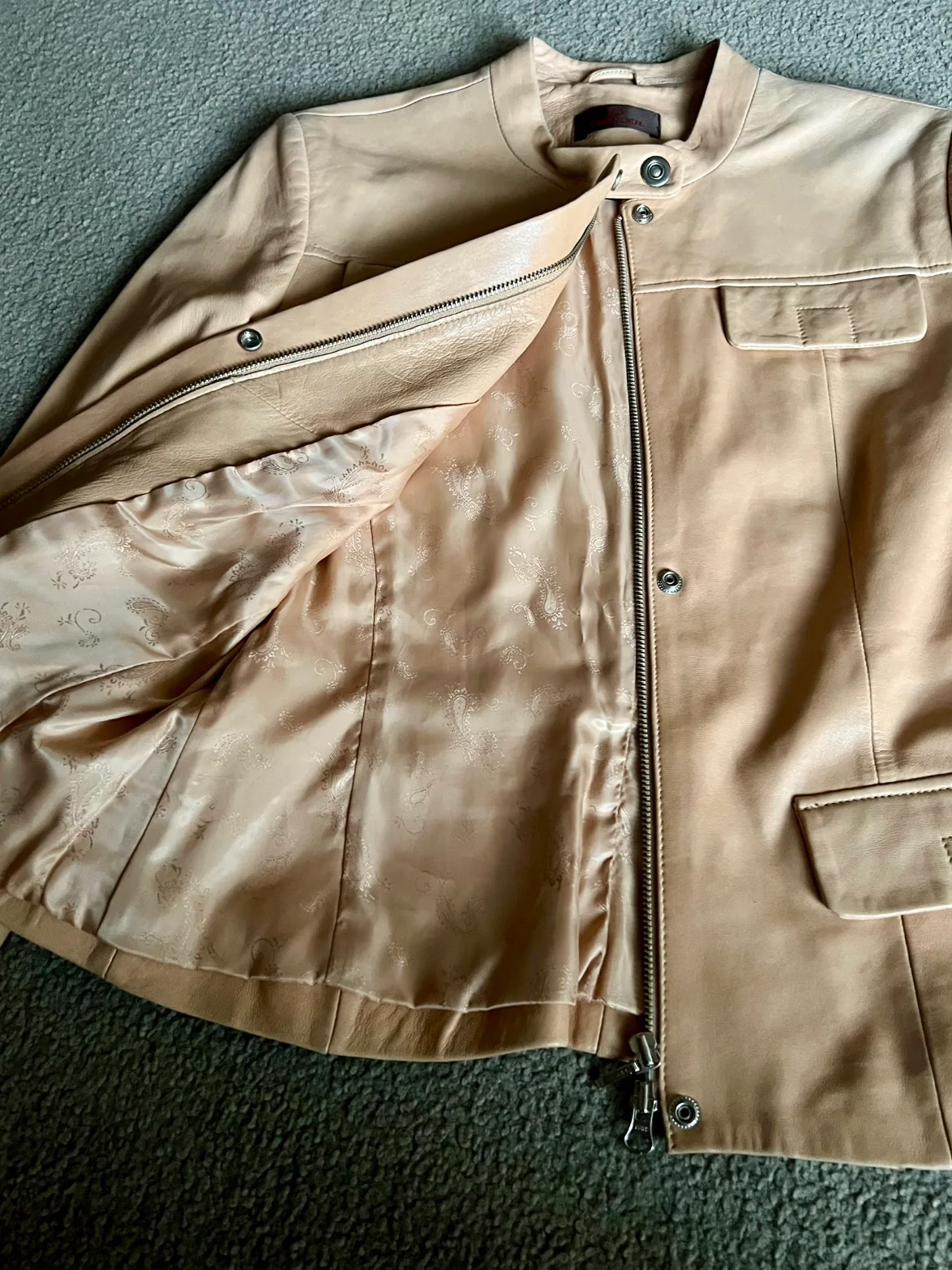 Danier Leather Jacket image indicator(5)