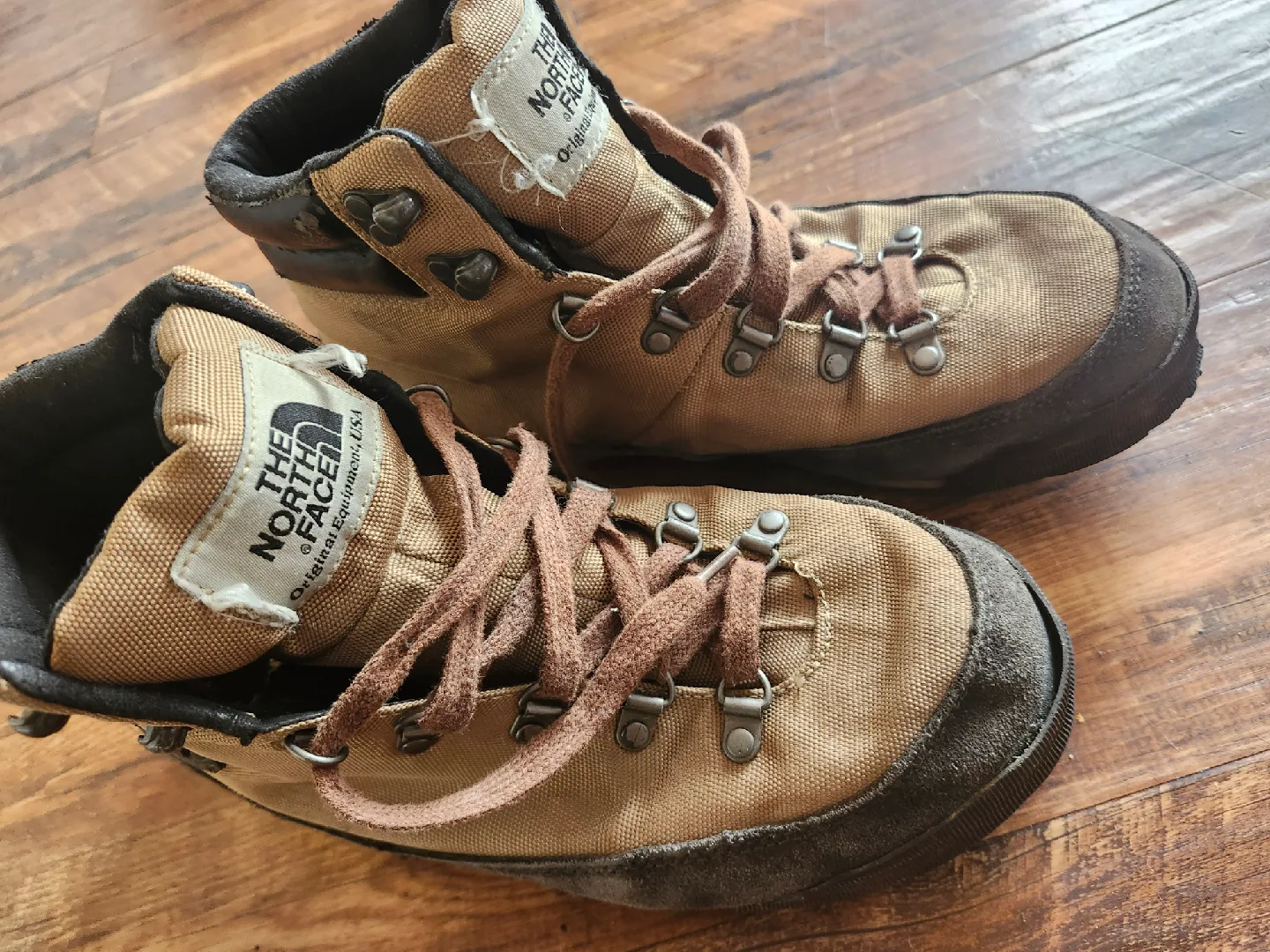 North Face Hiking Boots thumbnail