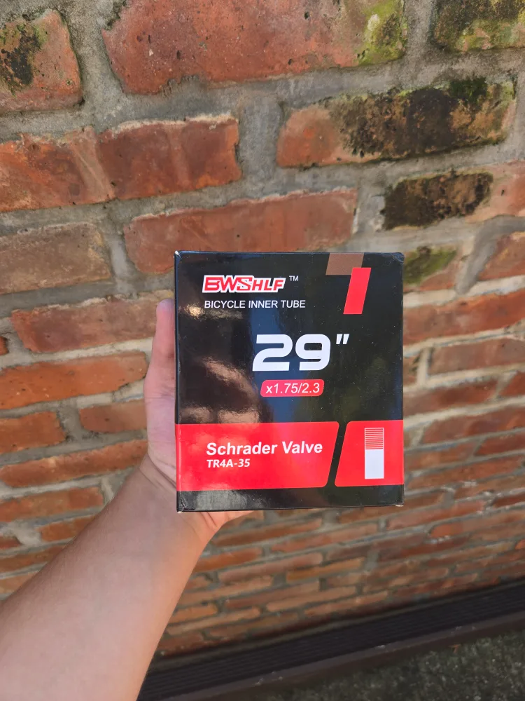 Genesis Silverton 29" Men's Bike + Inner Tube image indicator(5)