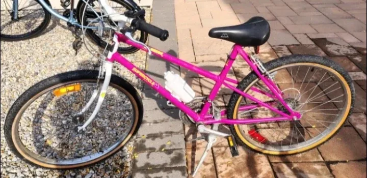 Bike 26"+Air pump+Cable Lock + Helmet thumbnail