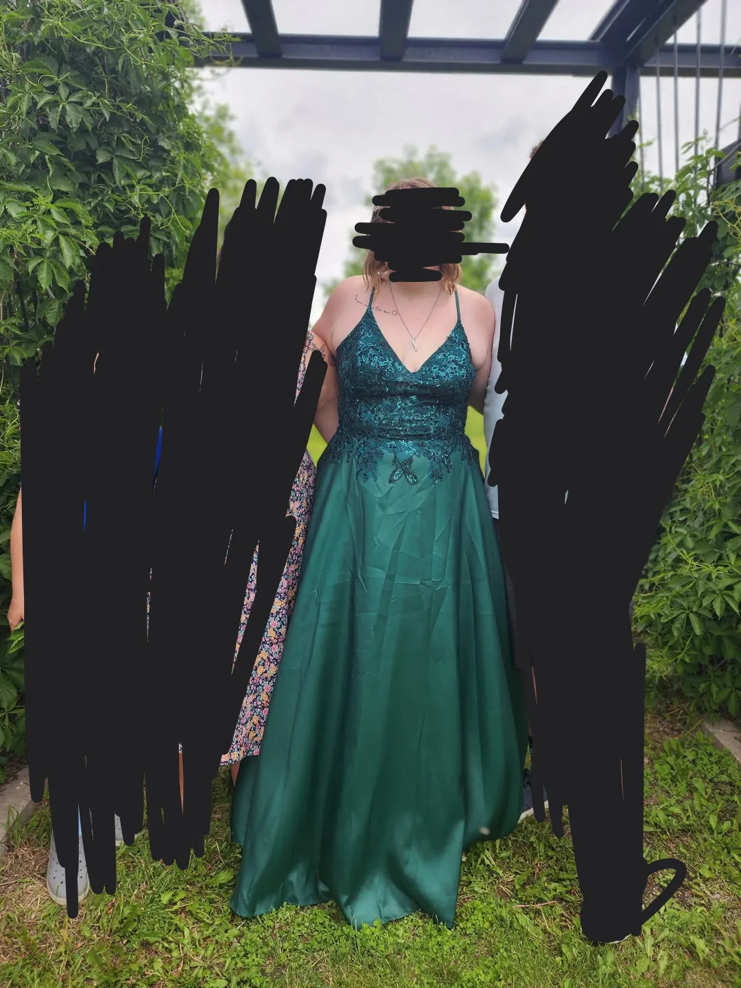 Green Formal Dress image indicator(2)