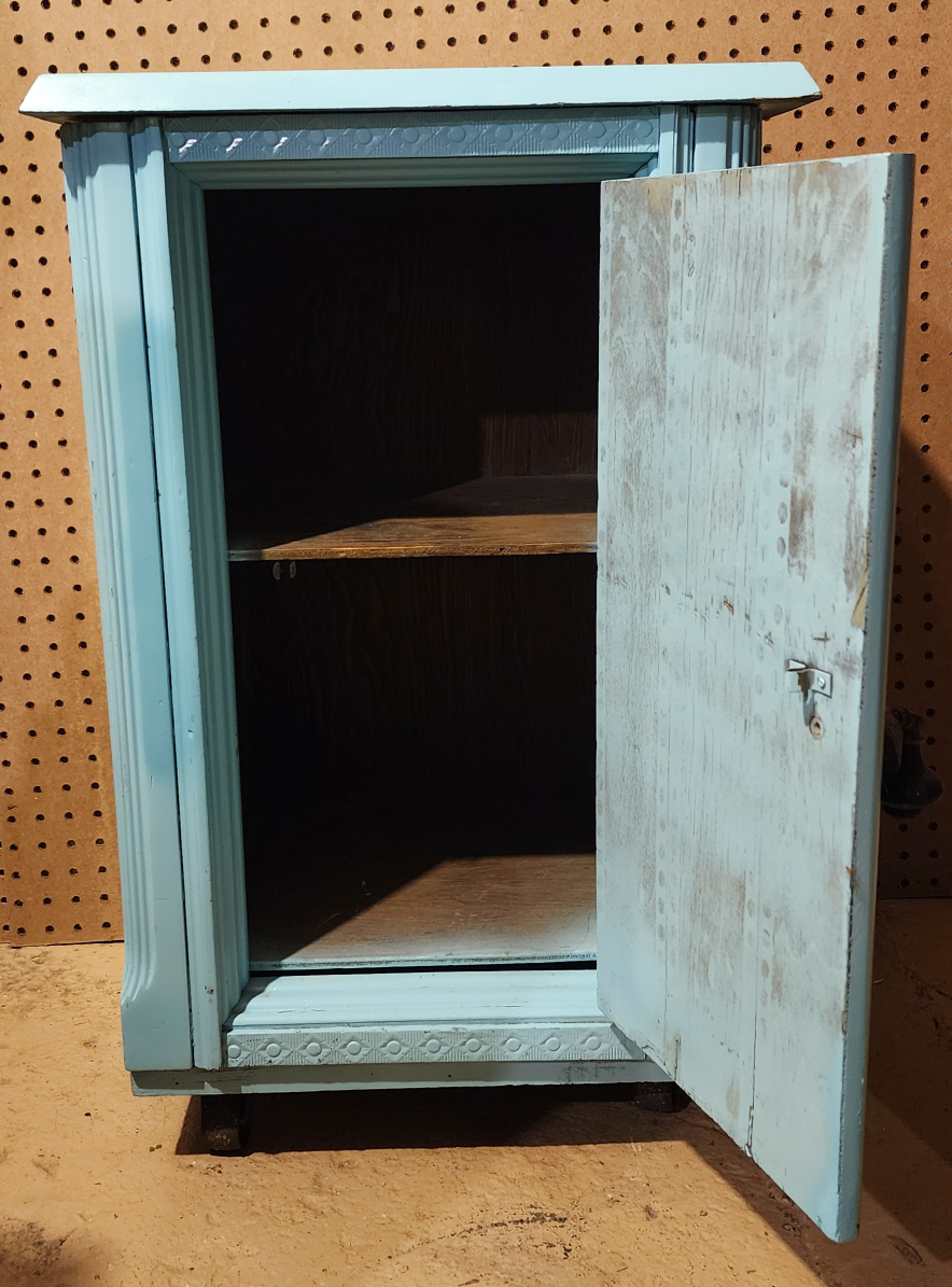 Vintage Light Blue Cabinet - photo 5