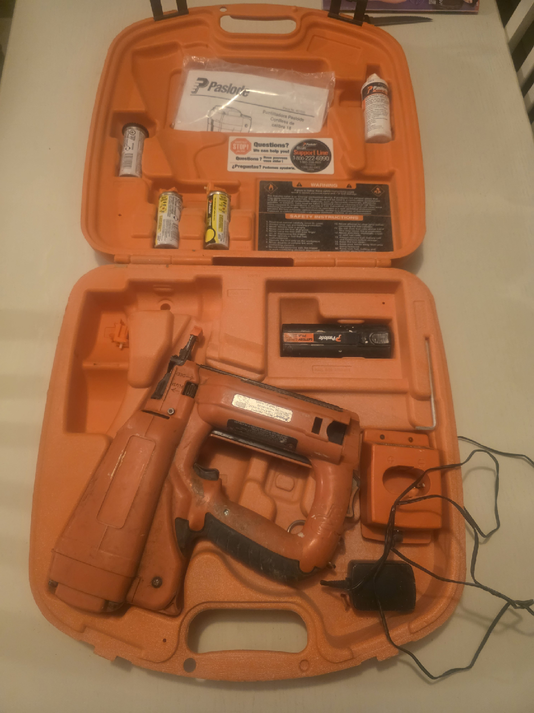 Paslode Cordless Nail Gun with Case - photo 2