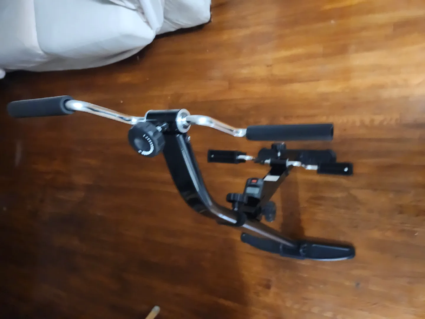 folding Bike Pedal Exerciser - almost new image indicator(2)