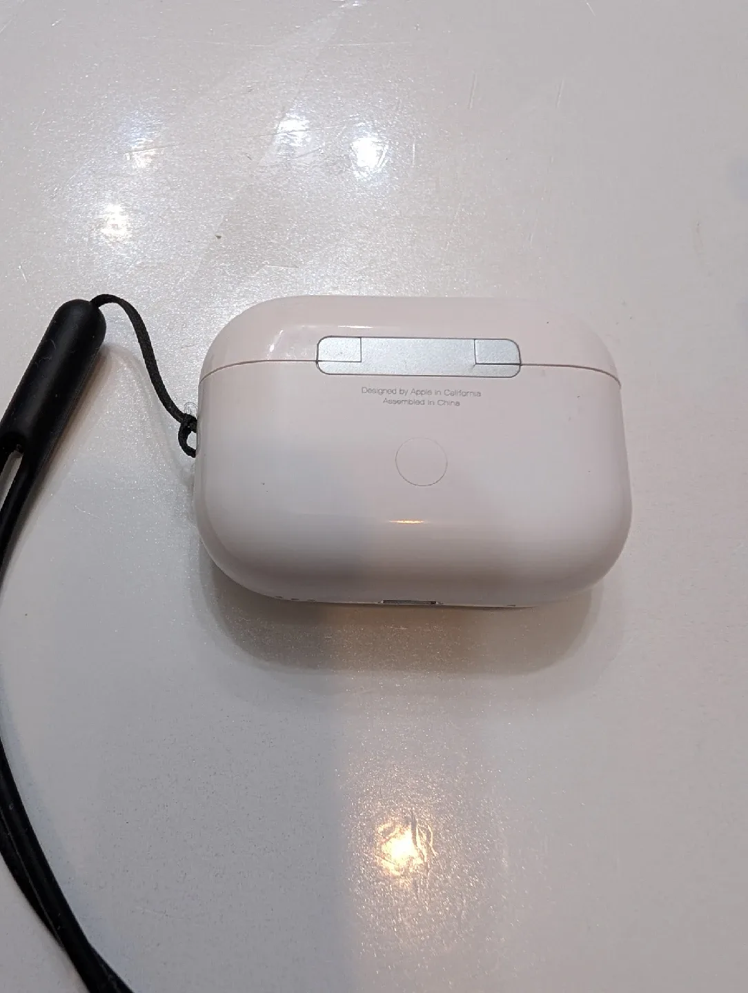 Apple AirPods Pro 2nd Generation image indicator(3)