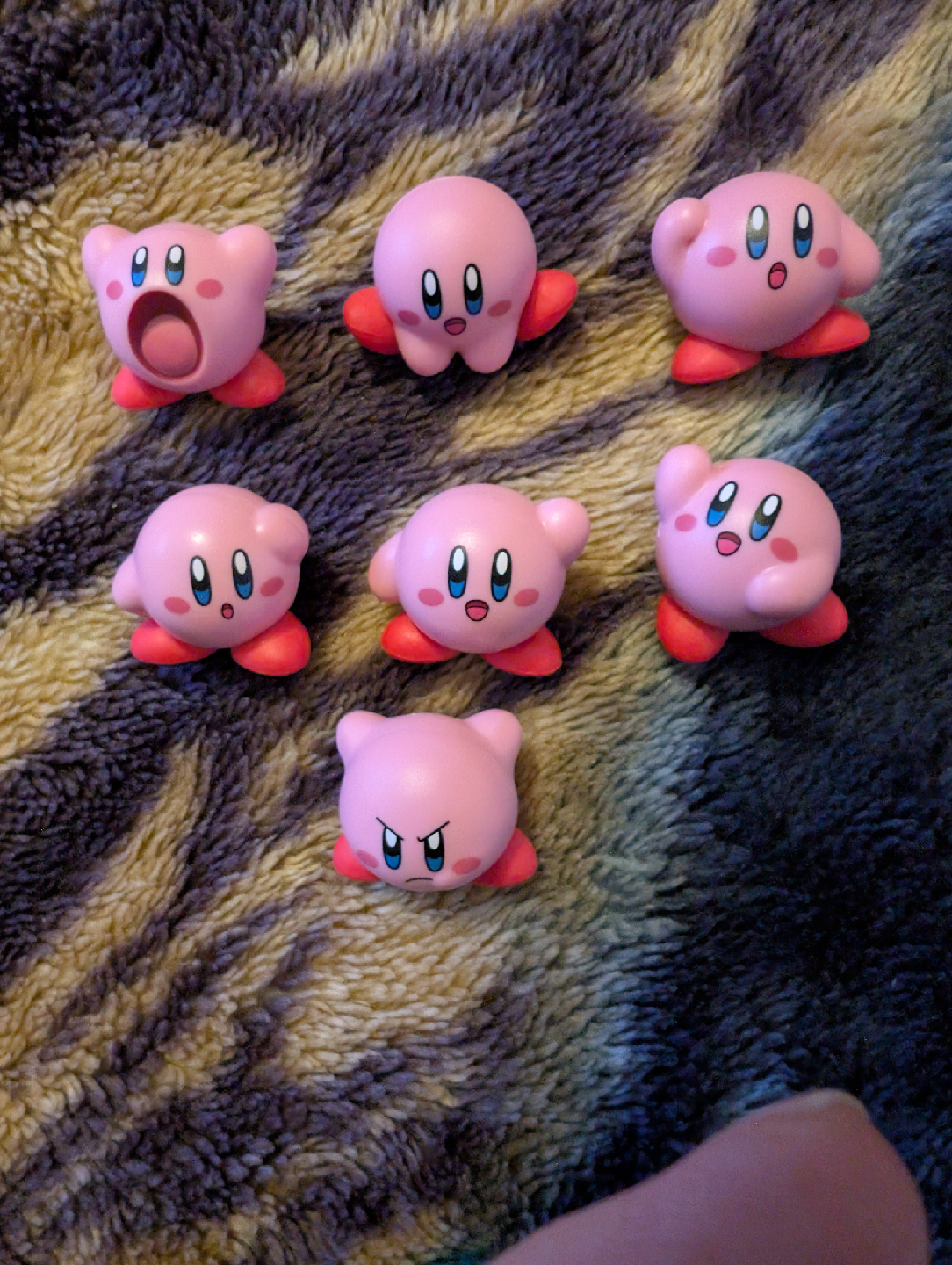 Eikon 7 PCs Kirby PVC Action figure